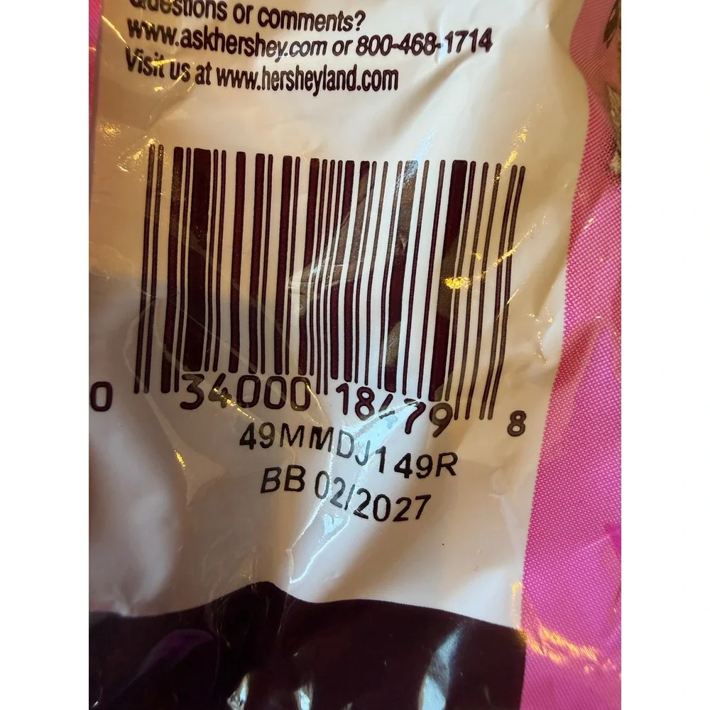 Hershey's Milk Chocolate Hearts 9.2 oz Extra Creamy Candy Foils Sealed 2/27 Bag